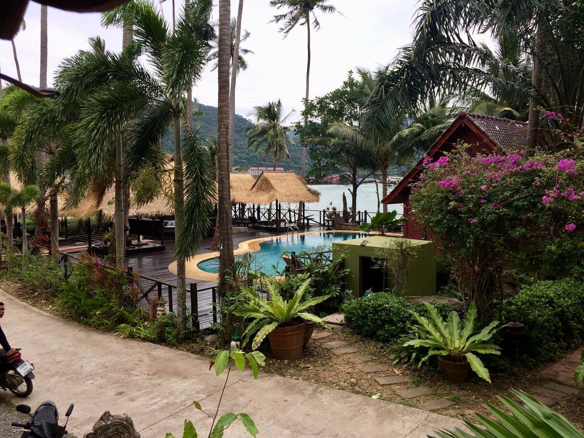 Nirvana Resort Koh Chang Bang Bao Beach Екстер'єр фото