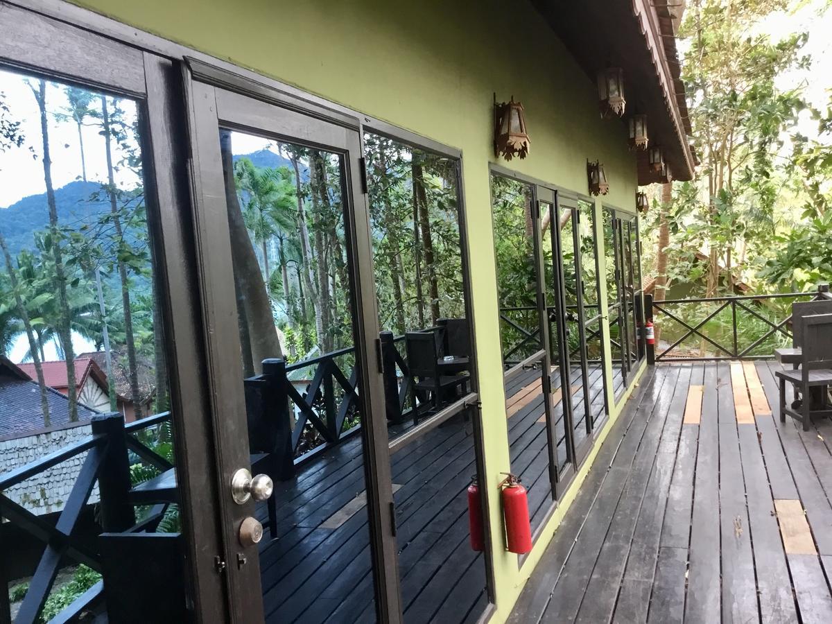 Nirvana Resort Koh Chang Bang Bao Beach Екстер'єр фото