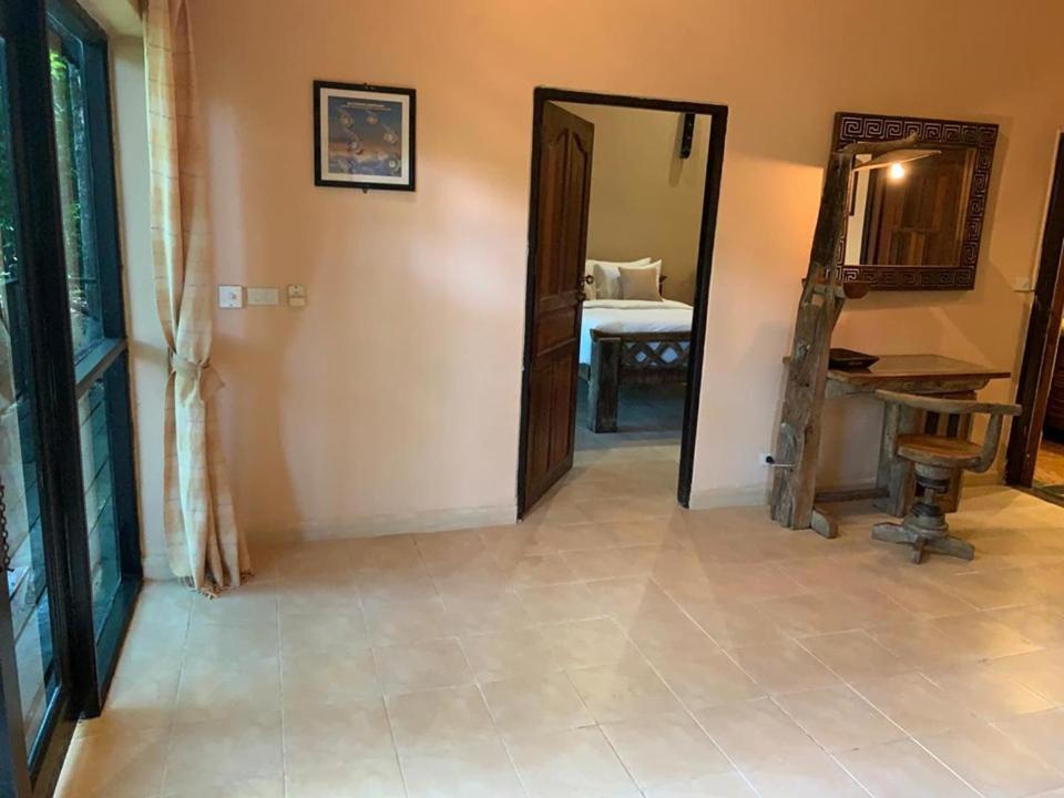 Nirvana Resort Koh Chang Bang Bao Beach Екстер'єр фото