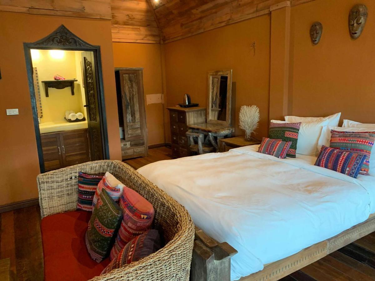 Nirvana Resort Koh Chang Bang Bao Beach Екстер'єр фото